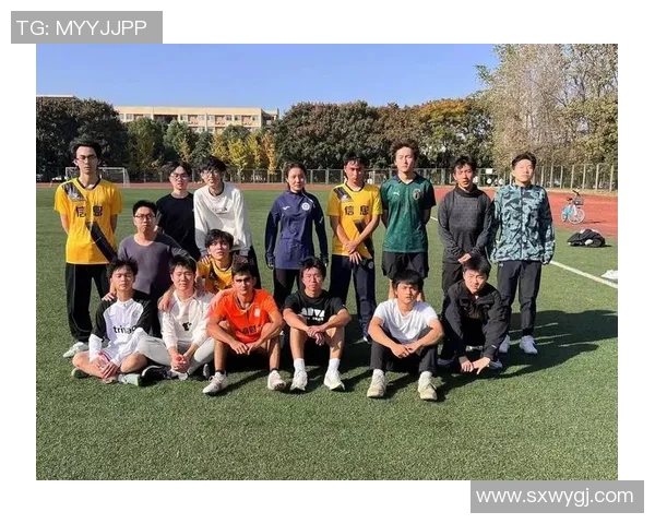 足球与篮球的巅峰对决明星相聚共话运动梦想与激情