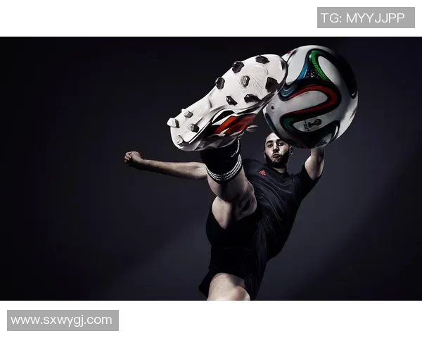 足球明星精彩瞬间与文案创意完美结合的全景展示合集